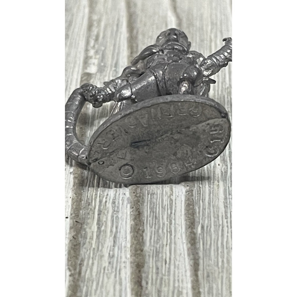 Grenadier 4002 Metal Miniature Fantasy Figures Lot of 5 Lazar Wererat Lady Etc - Picture 13 of 14